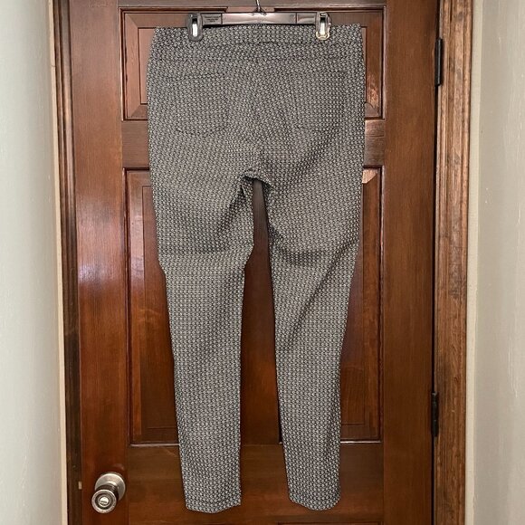 NWOT Size 14 Soho Apparel Ltd. black-white patterned pants - Picture 2 of 7